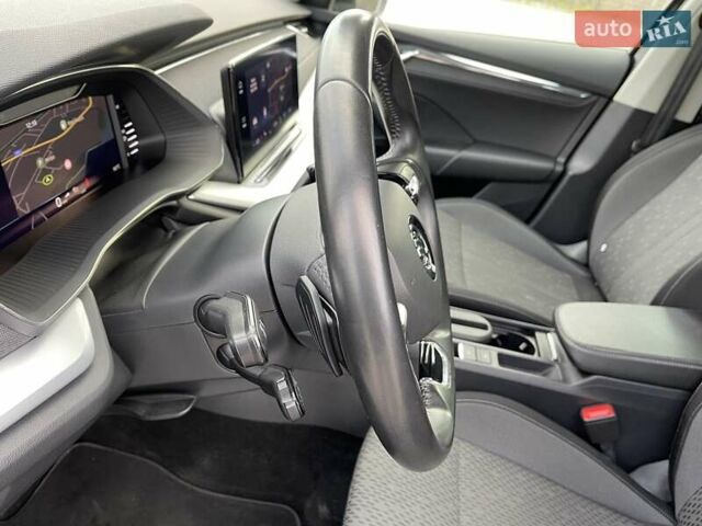 Черный Шкода Октавия, объемом двигателя 2 л и пробегом 233 тыс. км за 20200 $, фото 63 на Automoto.ua