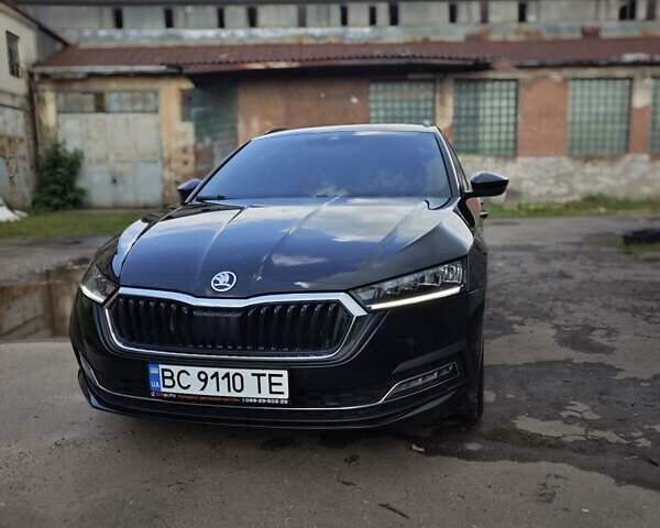 Черный Шкода Октавия, объемом двигателя 1.5 л и пробегом 32 тыс. км за 23000 $, фото 3 на Automoto.ua