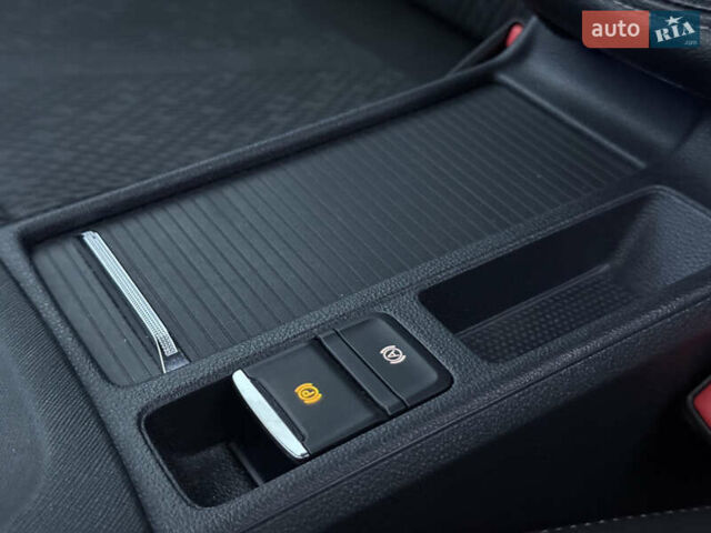 Чорний Шкода Октавія, об'ємом двигуна 2 л та пробігом 185 тис. км за 20990 $, фото 34 на Automoto.ua