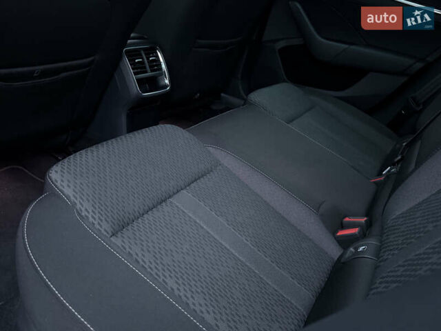 Черный Шкода Октавия, объемом двигателя 2 л и пробегом 185 тыс. км за 20890 $, фото 107 на Automoto.ua