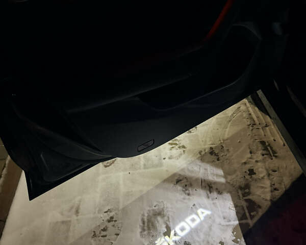 Черный Шкода Октавия, объемом двигателя 1.97 л и пробегом 248 тыс. км за 18999 $, фото 39 на Automoto.ua