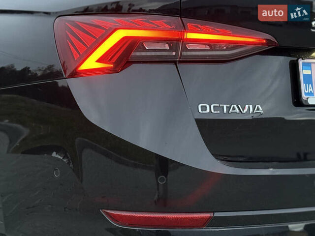 Черный Шкода Октавия, объемом двигателя 2 л и пробегом 185 тыс. км за 20890 $, фото 71 на Automoto.ua