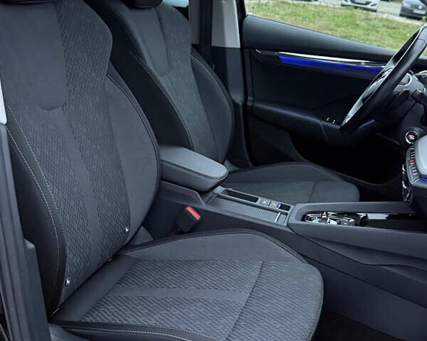 Черный Шкода Октавия, объемом двигателя 2 л и пробегом 185 тыс. км за 20890 $, фото 113 на Automoto.ua