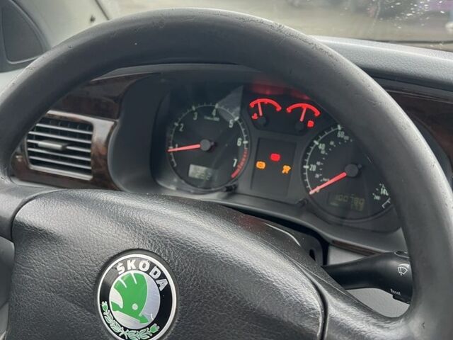 Чорний Шкода Октавія, об'ємом двигуна 1.6 л та пробігом 160 тис. км за 1700 $, фото 7 на Automoto.ua