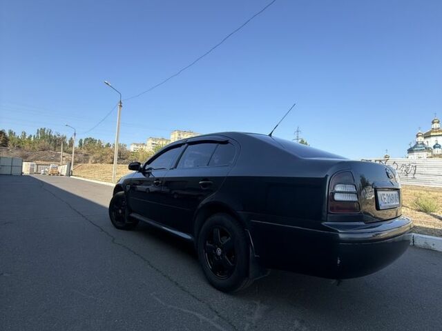 Чорний Шкода Октавія, об'ємом двигуна 1.6 л та пробігом 180 тис. км за 4000 $, фото 1 на Automoto.ua