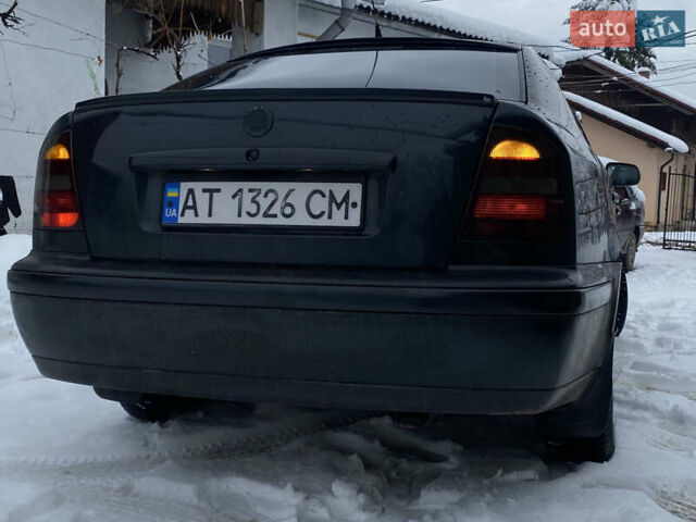 Черный Шкода Октавия, объемом двигателя 1.6 л и пробегом 250 тыс. км за 1850 $, фото 21 на Automoto.ua