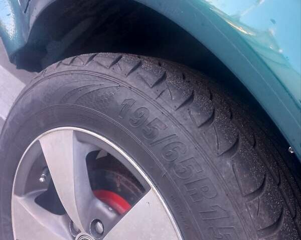 Черный Шкода Октавия, объемом двигателя 1.6 л и пробегом 290 тыс. км за 3999 $, фото 3 на Automoto.ua