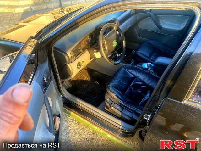 Чорний Шкода Октавія, об'ємом двигуна 1.6 л та пробігом 0 тис. км за 3500 $, фото 4 на Automoto.ua