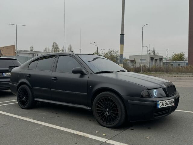 Черный Шкода Октавия, объемом двигателя 1.9 л и пробегом 380 тыс. км за 5218 $, фото 6 на Automoto.ua