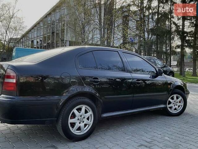 Черный Шкода Октавия, объемом двигателя 1.78 л и пробегом 250 тыс. км за 5500 $, фото 5 на Automoto.ua