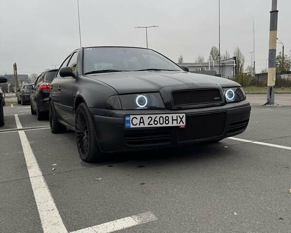 Черный Шкода Октавия, объемом двигателя 1.9 л и пробегом 380 тыс. км за 5218 $, фото 6 на Automoto.ua