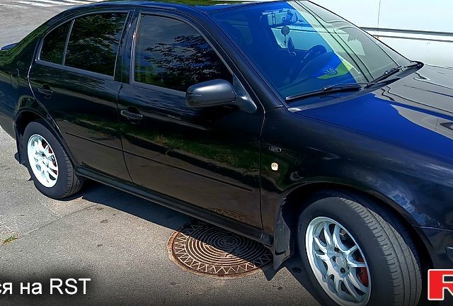 Черный Шкода Октавия, объемом двигателя 1.6 л и пробегом 266 тыс. км за 4200 $, фото 8 на Automoto.ua