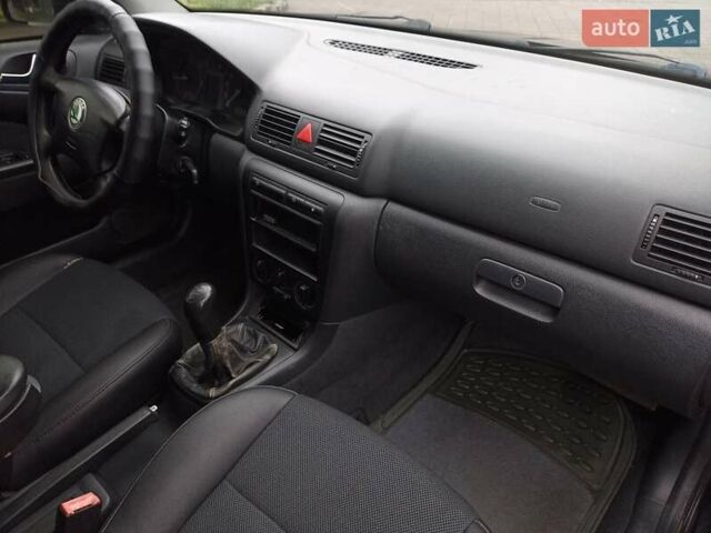 Чорний Шкода Октавія, об'ємом двигуна 1.9 л та пробігом 328 тис. км за 4200 $, фото 10 на Automoto.ua