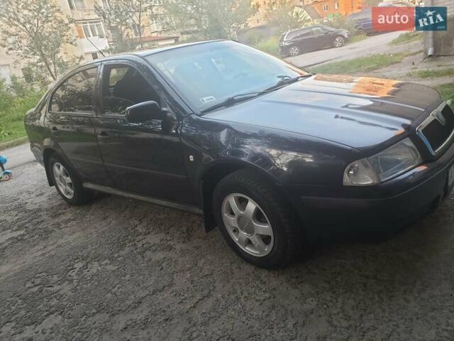 Черный Шкода Октавия, объемом двигателя 1.6 л и пробегом 380 тыс. км за 4000 $, фото 12 на Automoto.ua