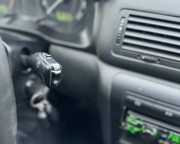 Черный Шкода Октавия, объемом двигателя 1.9 л и пробегом 320 тыс. км за 3500 $, фото 15 на Automoto.ua