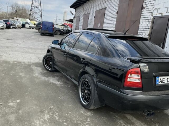 Черный Шкода Октавия, объемом двигателя 1.8 л и пробегом 612 тыс. км за 7300 $, фото 4 на Automoto.ua