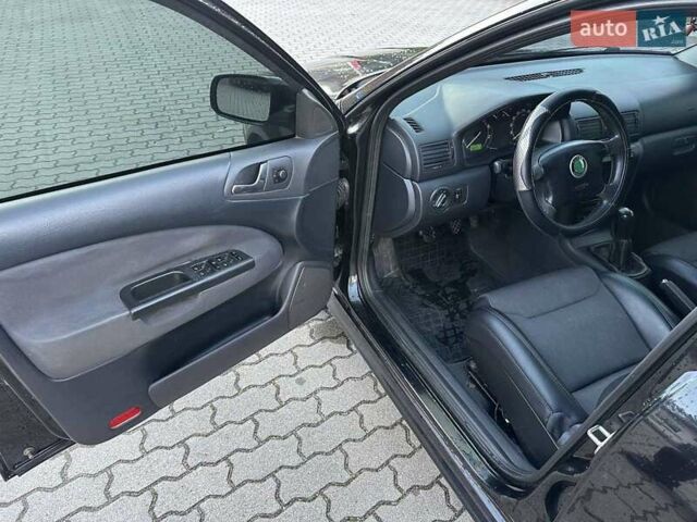 Черный Шкода Октавия, объемом двигателя 1.78 л и пробегом 315 тыс. км за 4500 $, фото 5 на Automoto.ua