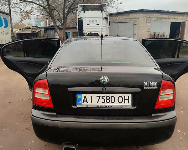Чорний Шкода Октавія, об'ємом двигуна 1.78 л та пробігом 285 тис. км за 5200 $, фото 16 на Automoto.ua