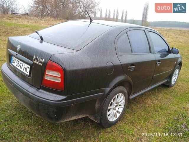 Черный Шкода Октавия, объемом двигателя 1.6 л и пробегом 410 тыс. км за 3200 $, фото 4 на Automoto.ua