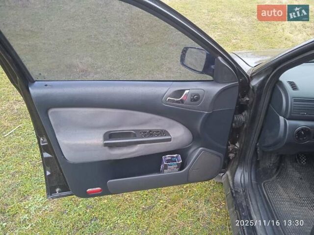 Черный Шкода Октавия, объемом двигателя 1.6 л и пробегом 410 тыс. км за 3200 $, фото 8 на Automoto.ua