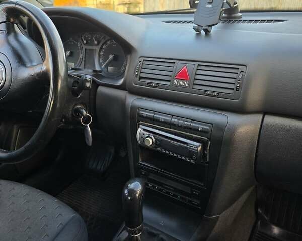 Чорний Шкода Октавія, об'ємом двигуна 1.9 л та пробігом 244 тис. км за 5500 $, фото 27 на Automoto.ua