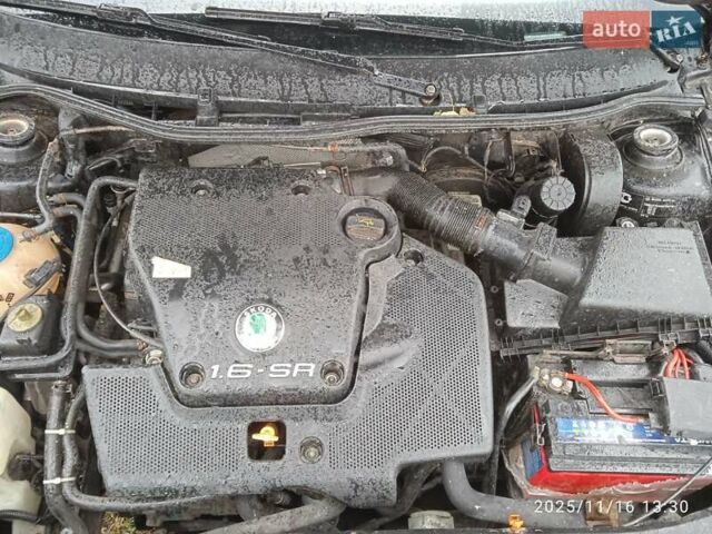 Черный Шкода Октавия, объемом двигателя 1.6 л и пробегом 410 тыс. км за 3200 $, фото 9 на Automoto.ua