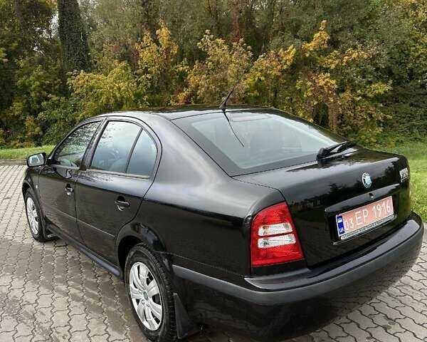 Черный Шкода Октавия, объемом двигателя 1.6 л и пробегом 224 тыс. км за 4999 $, фото 1 на Automoto.ua