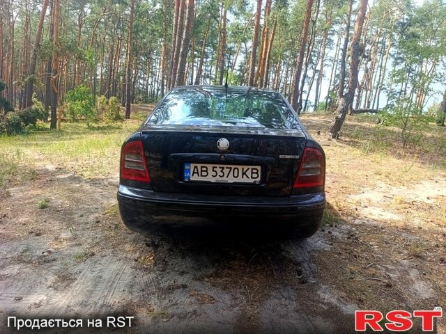 Черный Шкода Октавия, объемом двигателя 1.9 л и пробегом 328 тыс. км за 3300 $, фото 4 на Automoto.ua