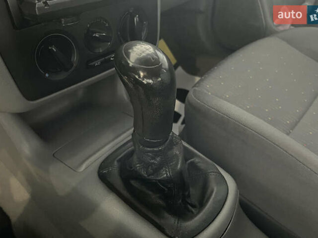 Черный Шкода Октавия, объемом двигателя 1.6 л и пробегом 279 тыс. км за 4700 $, фото 14 на Automoto.ua