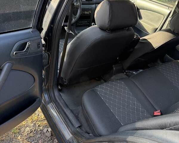 Чорний Шкода Октавія, об'ємом двигуна 1.6 л та пробігом 50 тис. км за 4400 $, фото 7 на Automoto.ua