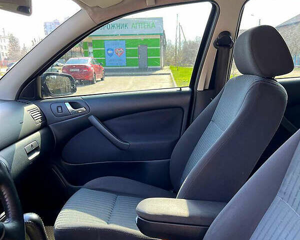 Чорний Шкода Октавія, об'ємом двигуна 1.8 л та пробігом 380 тис. км за 5500 $, фото 3 на Automoto.ua