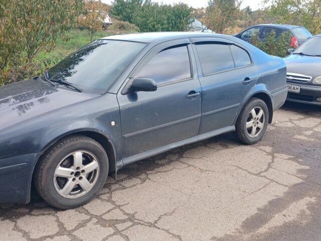 Чорний Шкода Октавія, об'ємом двигуна 1.8 л та пробігом 305 тис. км за 5512 $, фото 4 на Automoto.ua