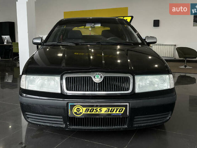 Черный Шкода Октавия, объемом двигателя 1.6 л и пробегом 279 тыс. км за 4700 $, фото 1 на Automoto.ua