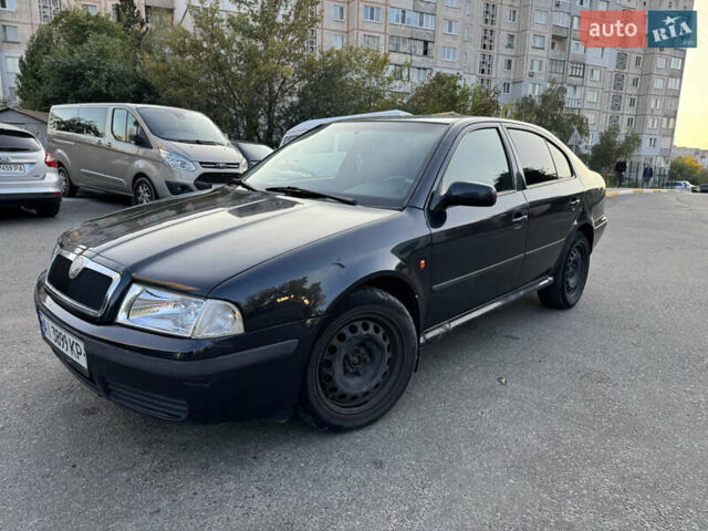 Черный Шкода Октавия, объемом двигателя 2 л и пробегом 424 тыс. км за 3500 $, фото 1 на Automoto.ua