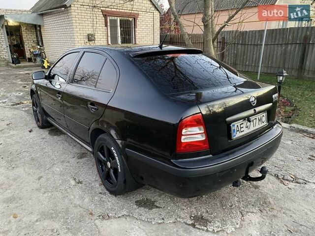 Чорний Шкода Октавія, об'ємом двигуна 1.6 л та пробігом 175 тис. км за 6000 $, фото 1 на Automoto.ua