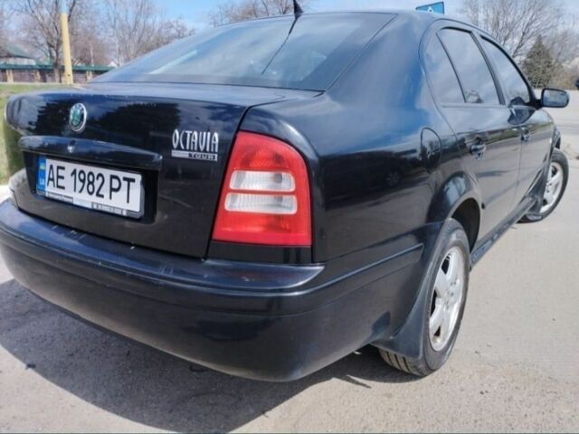 Чорний Шкода Октавія, об'ємом двигуна 1.8 л та пробігом 218 тис. км за 2500 $, фото 3 на Automoto.ua
