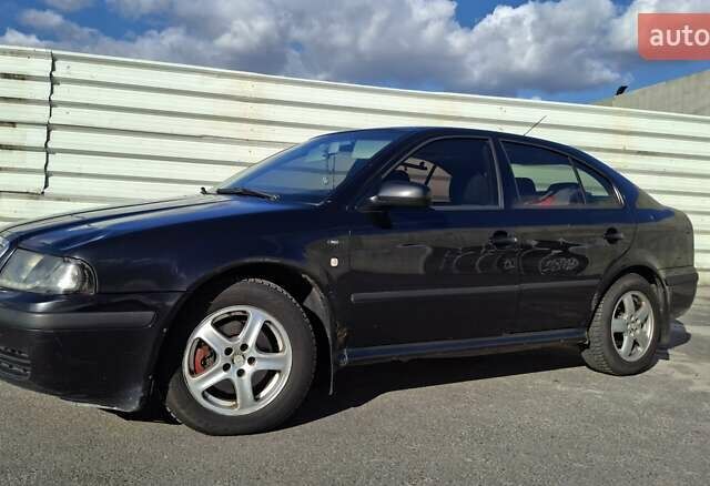 Черный Шкода Октавия, объемом двигателя 1.9 л и пробегом 392 тыс. км за 4000 $, фото 3 на Automoto.ua