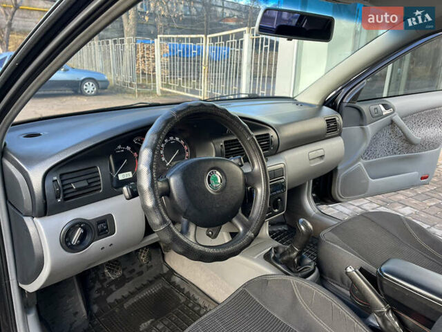 Чорний Шкода Октавія, об'ємом двигуна 1.6 л та пробігом 370 тис. км за 4200 $, фото 20 на Automoto.ua