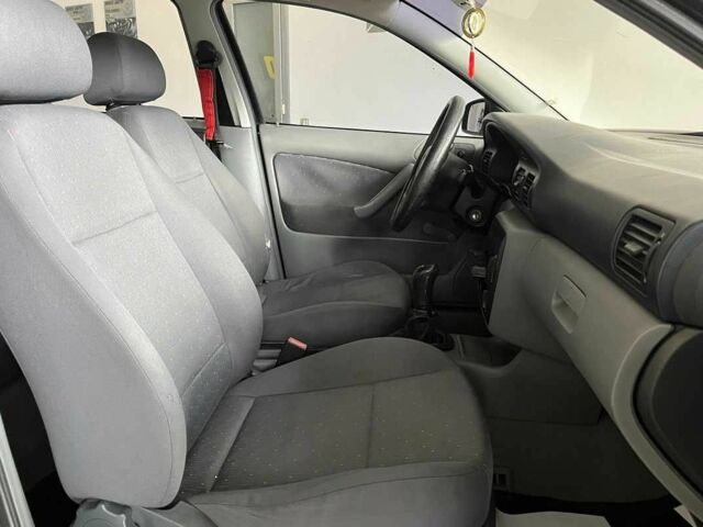 Чорний Шкода Октавія, об'ємом двигуна 1.6 л та пробігом 279 тис. км за 4700 $, фото 8 на Automoto.ua