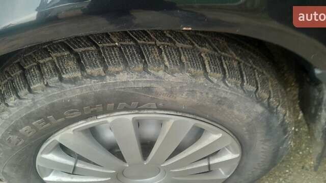 Черный Шкода Октавия, объемом двигателя 1.6 л и пробегом 278 тыс. км за 3800 $, фото 9 на Automoto.ua