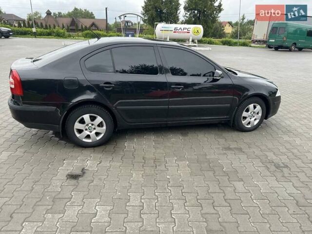 Чорний Шкода Октавія, об'ємом двигуна 1.6 л та пробігом 273 тис. км за 5100 $, фото 2 на Automoto.ua