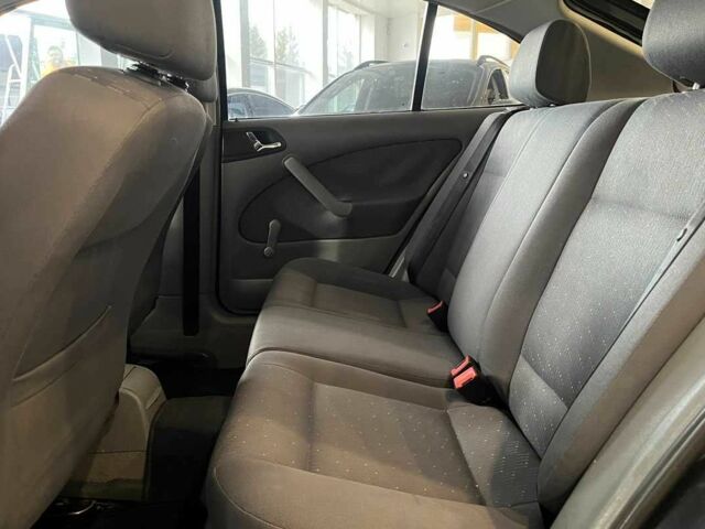 Чорний Шкода Октавія, об'ємом двигуна 1.6 л та пробігом 279 тис. км за 4700 $, фото 9 на Automoto.ua