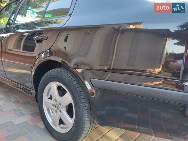 Черный Шкода Октавия, объемом двигателя 1.6 л и пробегом 152 тыс. км за 5850 $, фото 8 на Automoto.ua