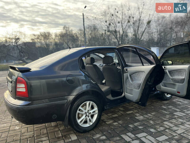 Чорний Шкода Октавія, об'ємом двигуна 1.6 л та пробігом 370 тис. км за 4200 $, фото 17 на Automoto.ua