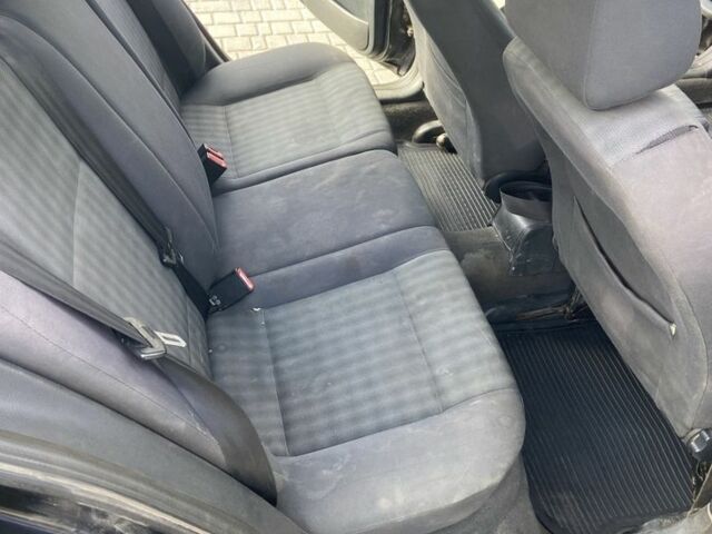 Черный Шкода Октавия, объемом двигателя 1.9 л и пробегом 445 тыс. км за 2000 $, фото 7 на Automoto.ua