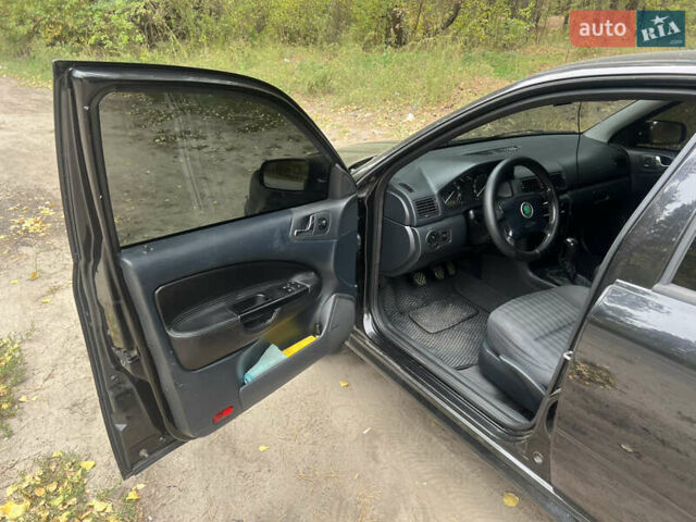 Чорний Шкода Октавія, об'ємом двигуна 1.6 л та пробігом 231 тис. км за 5100 $, фото 17 на Automoto.ua