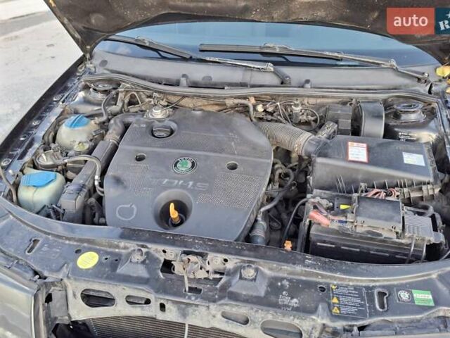 Черный Шкода Октавия, объемом двигателя 1.9 л и пробегом 392 тыс. км за 4000 $, фото 9 на Automoto.ua