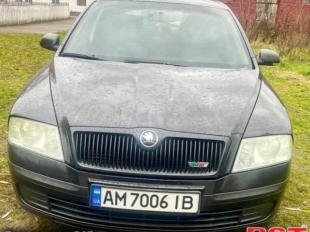 Черный Шкода Октавия, объемом двигателя 1.6 л и пробегом 385 тыс. км за 5800 $, фото 4 на Automoto.ua