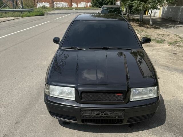 Черный Шкода Октавия, объемом двигателя 0 л и пробегом 295 тыс. км за 3800 $, фото 1 на Automoto.ua