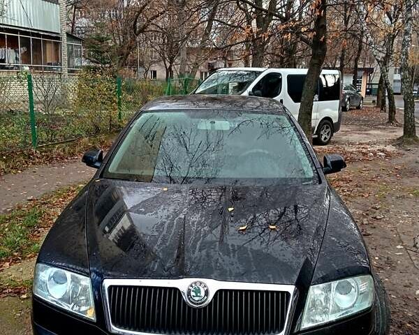 Черный Шкода Октавия, объемом двигателя 1.6 л и пробегом 215 тыс. км за 5350 $, фото 10 на Automoto.ua